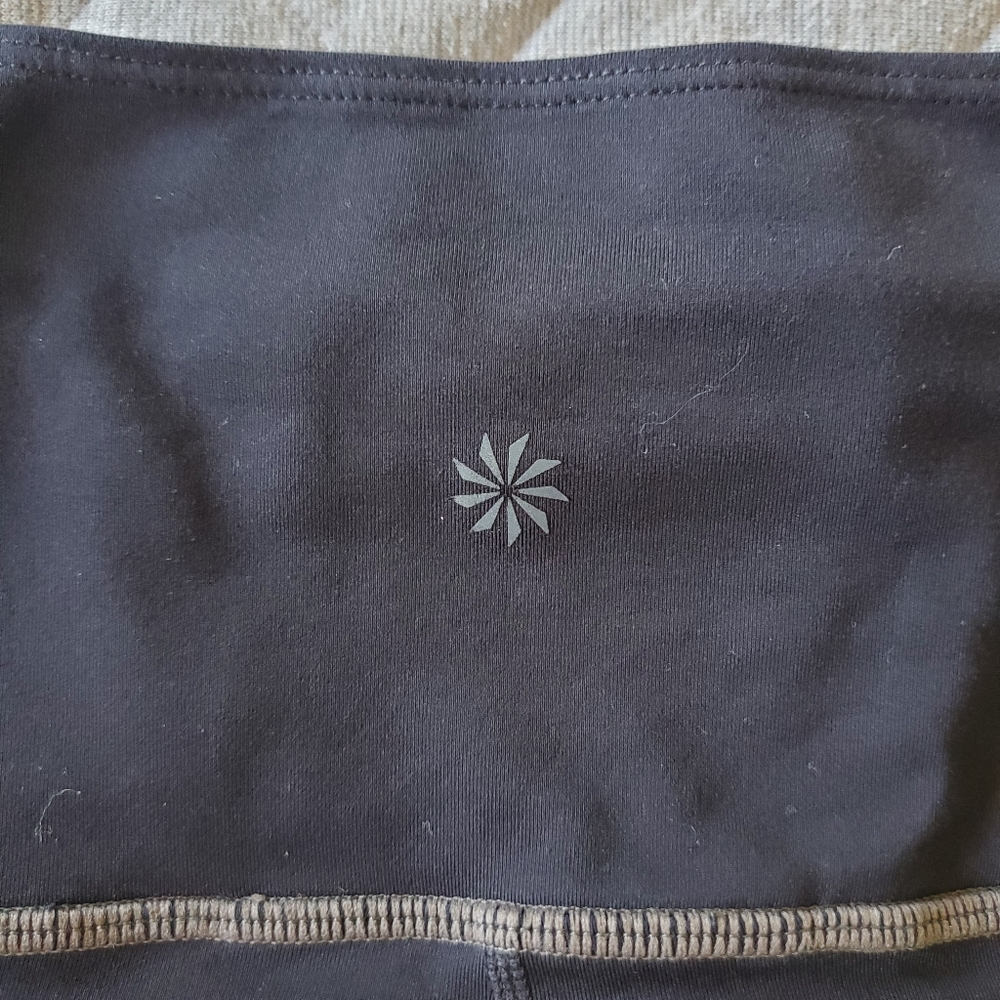 Athleta Spar Color Block Leggings
Medium - Picture 3 of 10